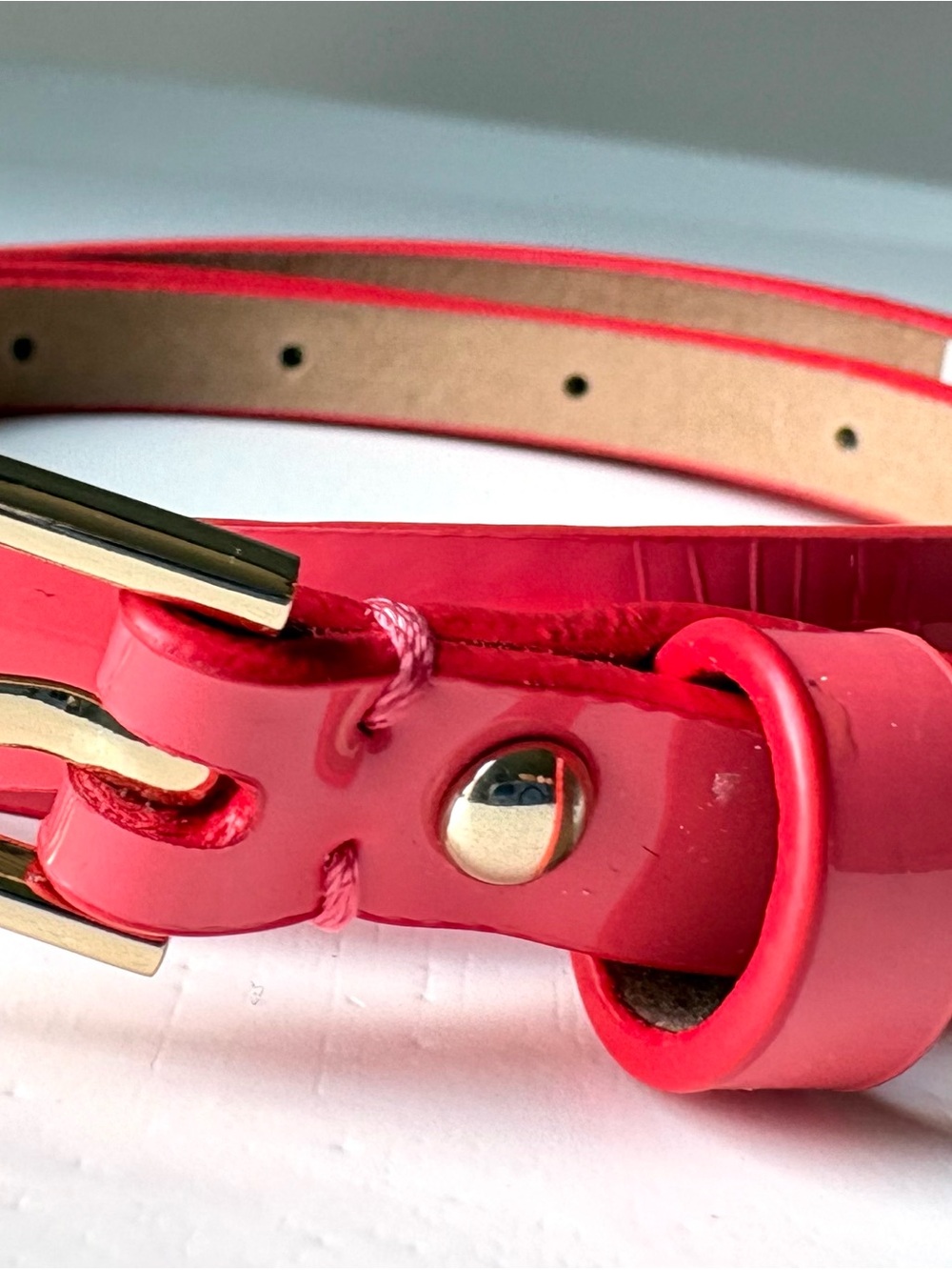 NWT AnnTaylor Women’s Patent Red Skinny Belt with Gold Buckle
